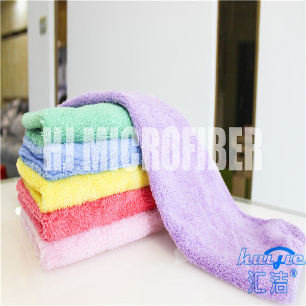 Absorvente super macio super de toalhas de banho de Microfiber da poliamida do poliéster 20% de 80% para a utilização da casa